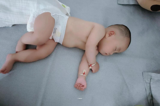 潜江宝宝积食发烧怎么处理
